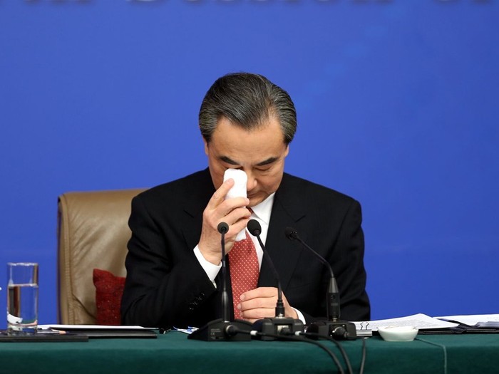 Ngoại trưởng Trung Quốc Vương Nghị trong buổi họp báo 8/3, ảnh: Đa Chiều/Tân Hoa Xã.