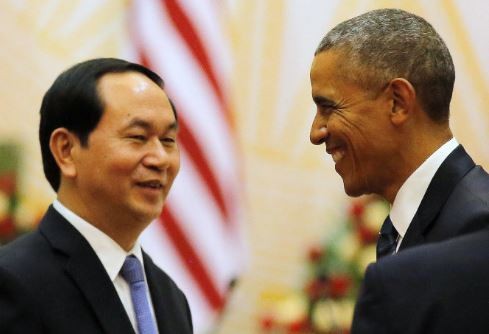 Chủ tịch nước Trần Đại Quang và Tổng thống Mỹ Barack Obama, ảnh: Reuters / Tuổi Trẻ.