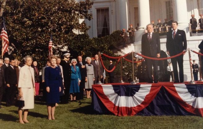 Năm 1985 Tổng thống Hoa Kỳ Ronald Reagan đón Thủ tướng Singapore Lý Quang Diệu thăm chính thức, ảnh: The Straits Times.