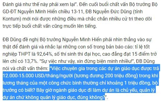 Ảnh chụp màn hình một phần bài báo của Tuổi Trẻ ngày 14/11/2003 về chất vấn của Đại biểu Quốc hội Nguyễn Đức Dũng đoàn Kon Tum với Bộ trưởng Bộ Giáo dục và Đào tạo Nguyễn Minh Hiển. Câu hỏi đánh dấu màu xanh dưới đây không có câu trả lời, và rất có thể là &quot;động lực&quot; cho người ta thay sách giáo khoa.