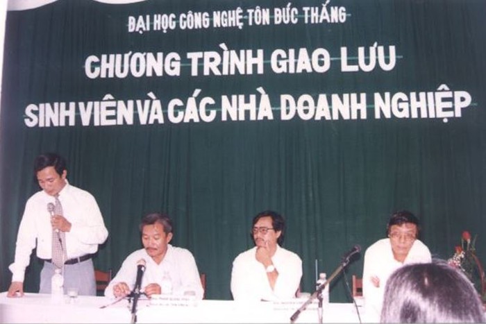 Muốn xây dựng đại học tinh hoa, đầu tiên phải ổn định việc tuyển sinh và đảm bảo chất lượng đào tạo các ngành nghề ứng dụng mà xã hội đang cần, nhà tuyển dụng đòi hỏi. Ảnh minh họa, nguồn: tdtu.edu.vn.