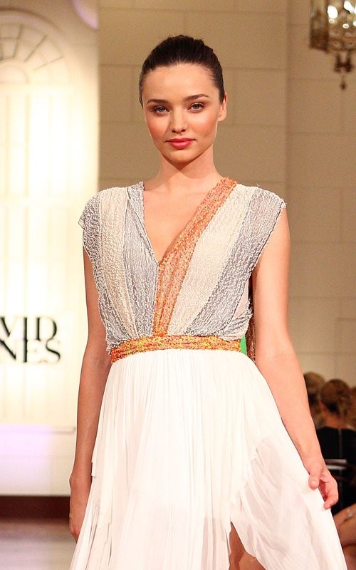 Miranda Kerr quyến rũ trong sự kiện David Jones.