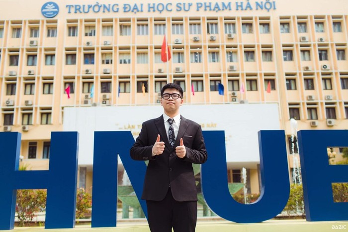 Với điểm trung bình tích lũy đạt 3,98/4, Nguyễn Việt Dũng trở thành thủ khoa đầu ra của Trường Đại học Sư phạm Hà Nội. (Ảnh: Nhân vật cung cấp)