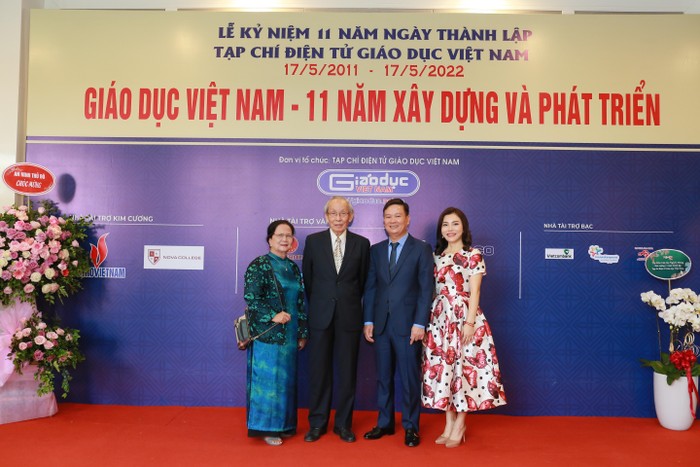 Hành trình hơn 11 năm, Tạp chí điện tử Giáo dục Việt Nam (tiền thân là Báo điện tử Giáo dục Việt Nam) đã tạo được dấu ấn riêng và có những thành công nhất định, trở thành kênh thông tin uy tín hàng đầu về lĩnh vực giáo dục.