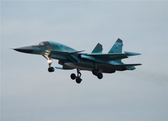 Không quân Nga sẽ nhận được 6 máy bay tiêm kích bom Su-34 vào tuần tới