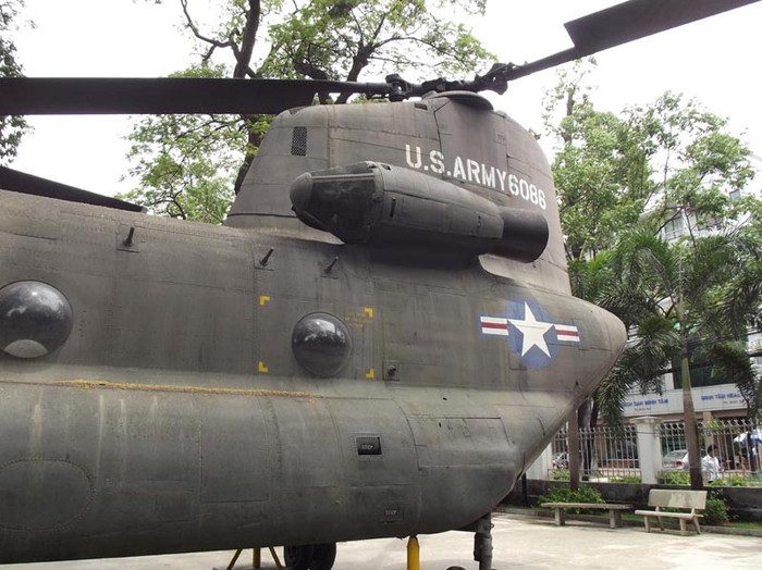 Trực thăng Chinook tại Bảo tàng chứng tích chiến tranh Việt Nam.