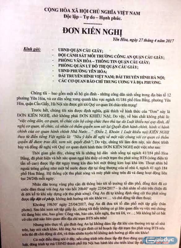 Đơn thư của các hộ dân phố Hoa Bằng, phường Yên Hòa, quận Cầu Giấy (Hà Nội) yêu cầu chính quyền có biện pháp xử lý, di dời trạm thu phát sóng BTS ra khỏi địa điểm khác, tránh ảnh hưởng sức khỏe đến người dân (ảnh MC)