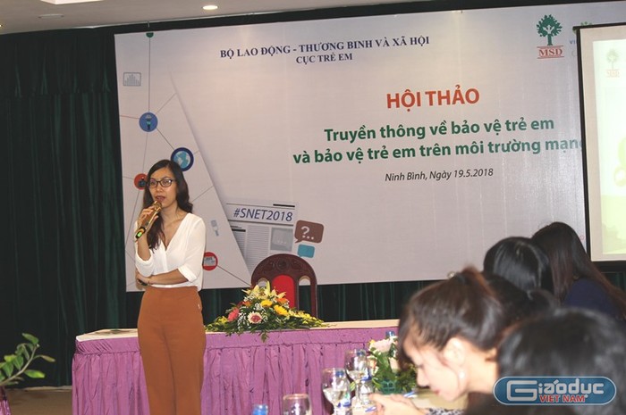 Buổi hội thảo nhận được rất nhiều ý kiến đóng góp của các đại biểu về việc bảo vệ trẻ em khi tham gia vào môi trường mạng internet. Ảnh: Minh Chí.