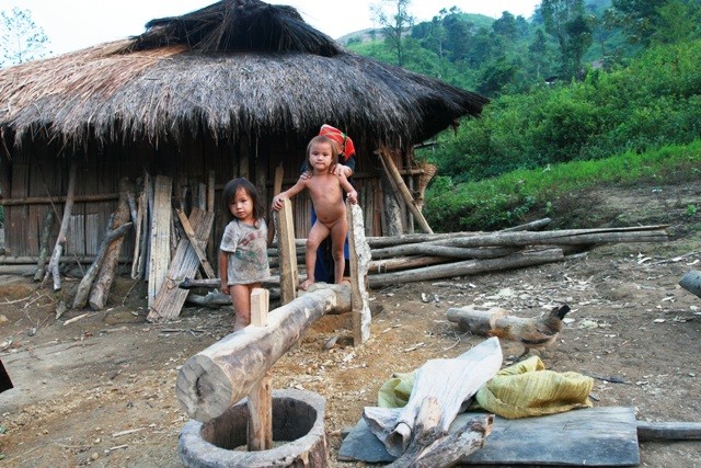 Những đứa trẻ ở Điện Biên