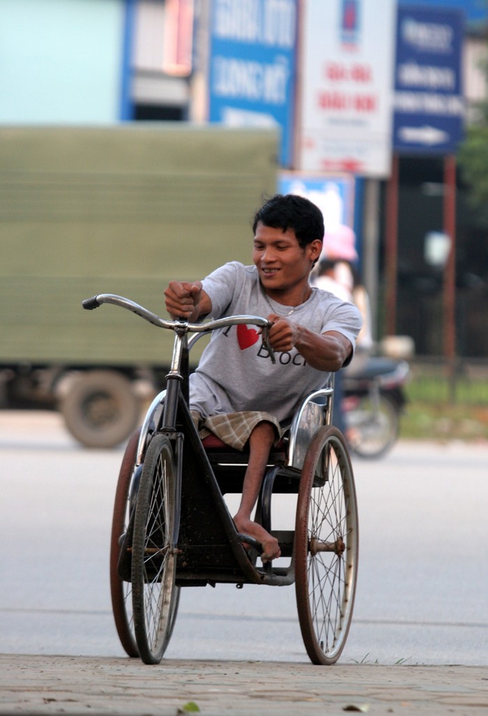 Năm nay, Sô Phiếp tròn 24 tuổi, em ước mơ có một chiếc máy tính cá nhân để thực hiện những hoài vọng về lập trình công nghệ thông tin cho người khuyết tật.