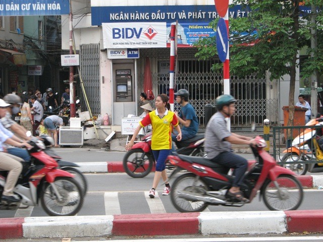 "Nào nhìn tôi thể hiện đây"