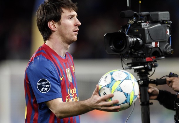 Messi là cầu thủ đầu tiên ghi được 5 bàn thắng trong một trận đấu ở Champions League kể từ khi giải đấu này ra đời.