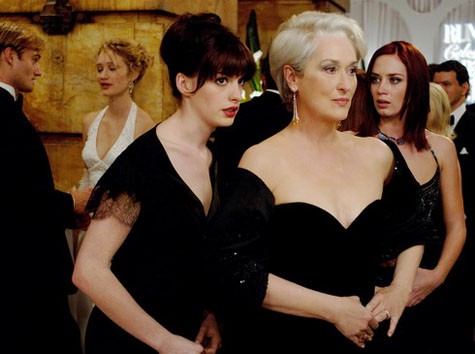 "The Devil Wears Prada" có sự tham gia của Anne Hathaway và Meryl Streep.