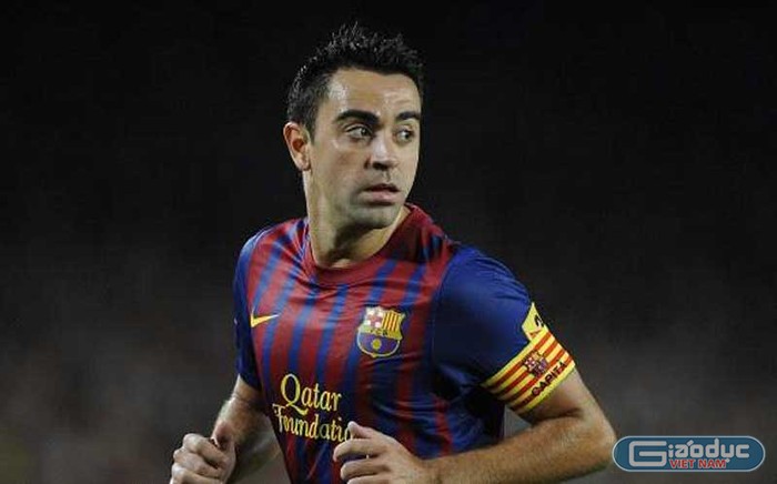 6. Đại diện của Xavi Hernandez phủ nhận tin đồn anh muốn gia nhập Paris Saint-Germain. Một số nguồn tin ở TBN vài ngày qua đã tiết lộ rằng thiếu gia nước Pháp muốn tận dụng sự lập lờ về tương lai của Pep Guardiola để “câu” tiền vệ số 1 thế giới của Barca. Tuy nhiên ông Ivan Corretja, đại diện của Xavi, cho biết cựu binh 32 tuổi này sẽ tôn trọng hợp đồng của mình với sân Nou Camp tới 2014.