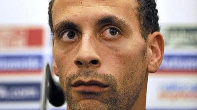 Rio Ferdinand hoàn toàn không bị chấn thương