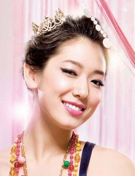 Cô nàng sinh năm 1990 Park Shin Hye đang được xem là thế hệ diễn viên mới tài sắc vẹn toàn của điện ảnh Hàn Quốc.