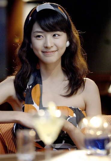 Lee Yeon Hee, cô diễn viên điềm đạm, dễ thương nhưng vô cùng ấn tượng của điện ảnh Hàn.
