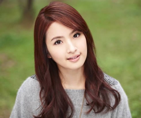 Cô nàng sinh năm 1982 của màn ảnh Đài Loan Lâm Y Thần cũng từng được mệnh danh là "Người đẹp có gương mặt búp bê".