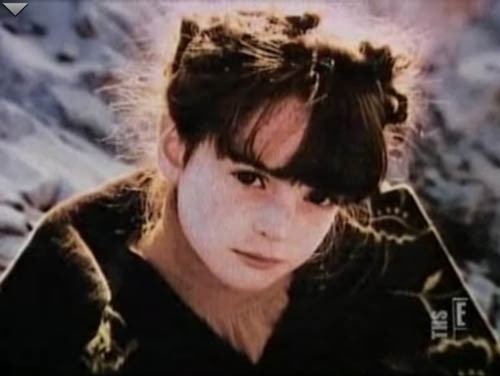 Ở lứa tuổi lên 3- lên 4, Lindsay đã rất nổi bật ở trường. Mái tóc đen óng ánh và gương mặt xinh như búp bê của cô nàng thu hút mọi ánh nhìn. (Ảnh: today) Xem thêm: Ngắm Sao nam "mặt hoa da phấn"