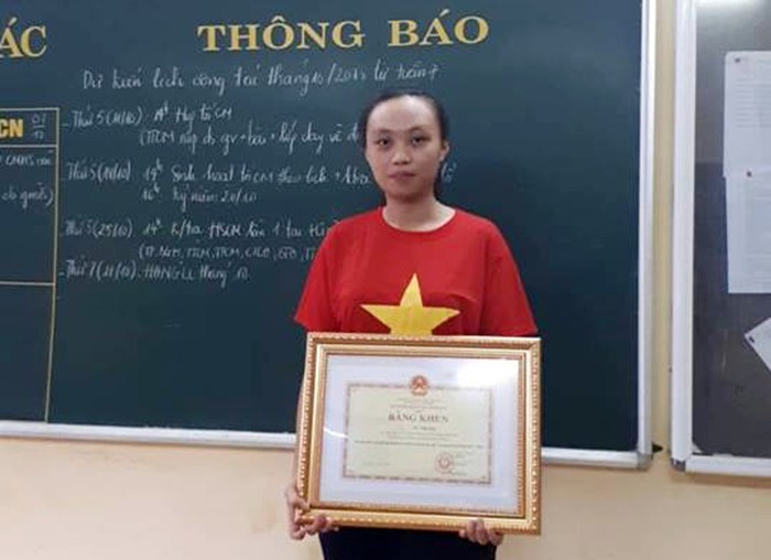 Vũ Thị Thu là một trong 2 học sinh của Hải Phòng được Bộ Giáo dục và Đào tạo trao bằng khen học sinh vượt khó. (Ảnh nhân vật cung cấp).