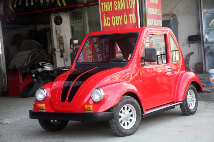 Chiếc ô tô điện của em Ngô Việt Cường tự tay thiết kế, lắp ráp (Ảnh: Việt Linh)