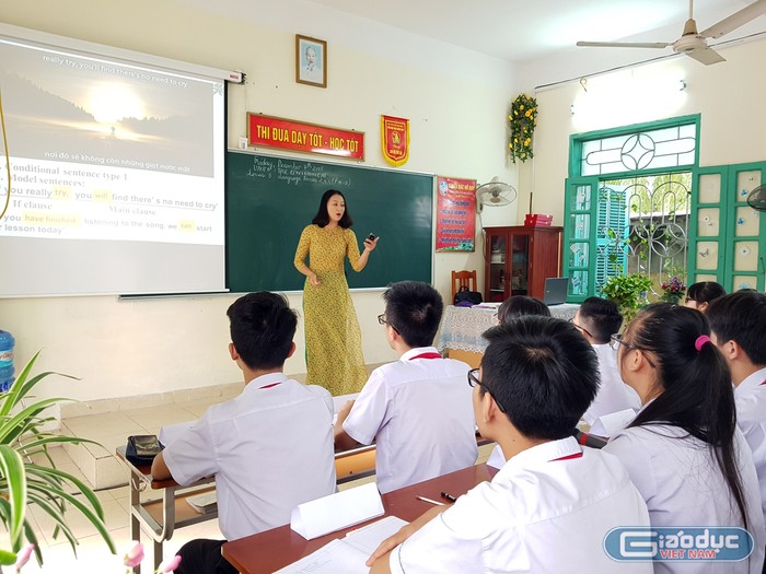 Tiết dạy Language Focus minh họa cho học sinh lớp 9 của giáo viên Vũ Thị Phượng (Ảnh: Lã Tiến)