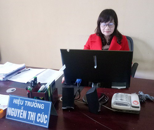 Nhà giáo ưu tú Nguyễn Thị Cúc đã giúp trường Tiểu học và Trung học cơ sở Yên Than khẳng định được vị thế nhà trường. (Ảnh: CTV)