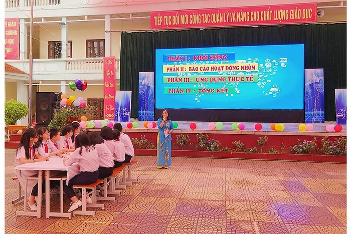 Nhờ đưa giáo dục STEM vào giảng dạy, học sinh Trường Trung học cơ sở Trần Văn Ơn đã sáng tạo ra nhiều sản phẩm ứng dụng vào thực tế (Ảnh: CTV)