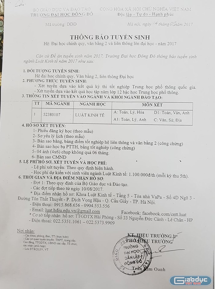 Dù không được Bộ Giáo dục và Đào tạo cấp phép nhưng Trường Đại học Đông Đô vẫn mở lớp văn bằng 2 tại Hải Phòng (Ảnh: Lã Tiến)