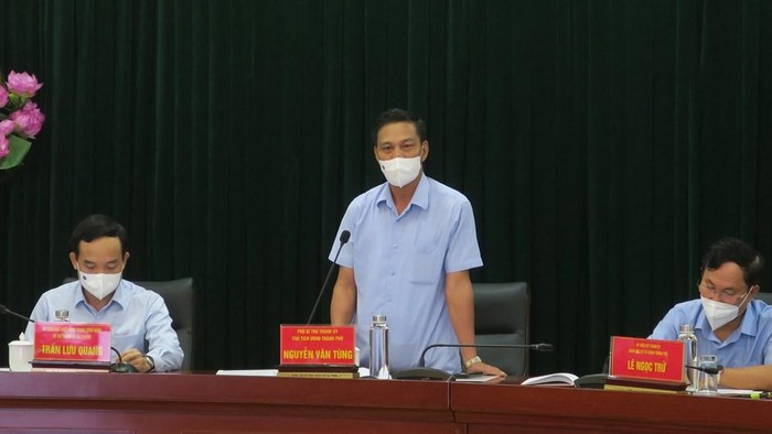 Chủ tịch Ủy ban nhân dân thành phố Hải Phòng chỉ đạo các biện pháp phòng, chống dịch Covid-19 trong tình hình mới. Ảnh: Cổng thông tin điện tử Hải Phòng.
