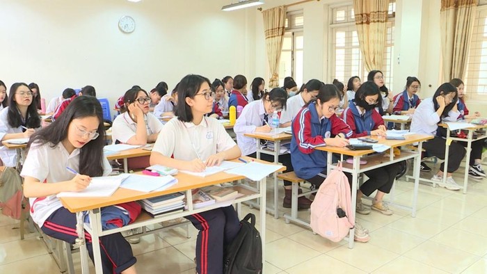 Giáo sư Vũ Minh Giang cho rằng, phải tôn trọng môn Lịch sử như một khoa học (Ảnh: LT)