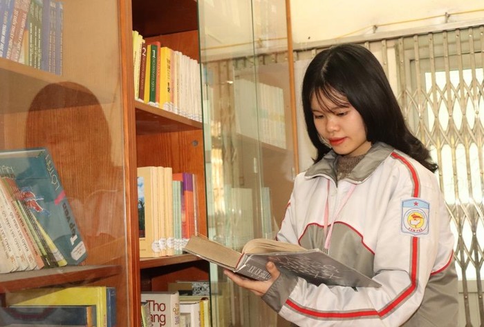 Nữ sinh Trần Thị Phương Hải đạt giải Nhất cuộc thi Đại sứ Văn hoá đọc năm 2021 (Ảnh: CTV)