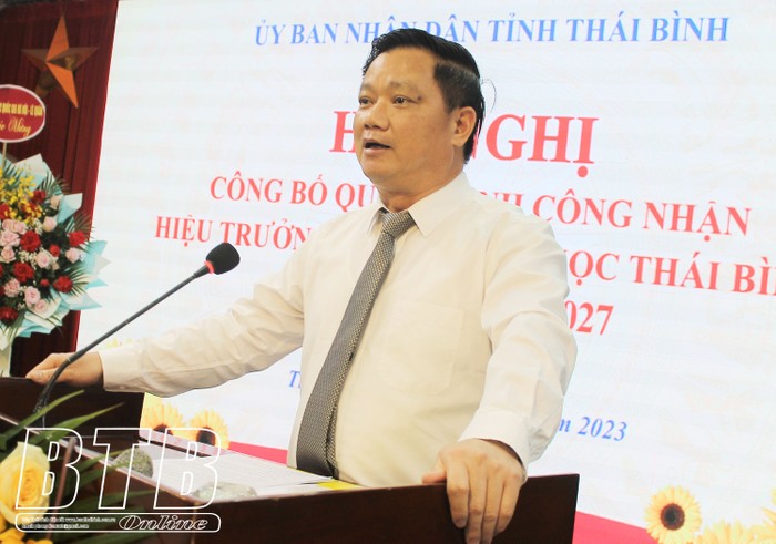 Ông Nguyễn Khắc Thận, Phó Bí thư Tỉnh ủy, Chủ tịch Uỷ ban nhân dân tỉnh Thái Bình phát biểu giao nhiệm vụ (Ảnh: BTB)