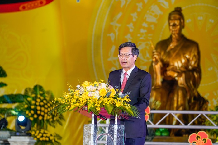 Ông Lê Anh Quân - Phó chủ tịch Thường trực Ủy ban nhân dân thành phố Hải Phòng phát biểu tại lễ biểu dương (Ảnh: ĐT)