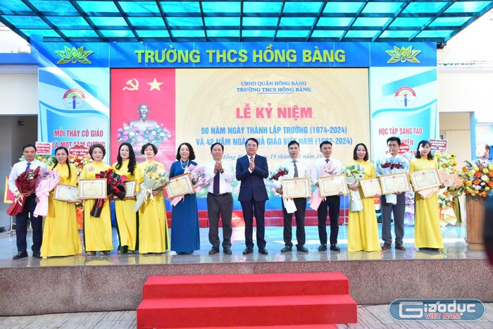 GDVN_thcs-hong-bang-don-co-2.jpg