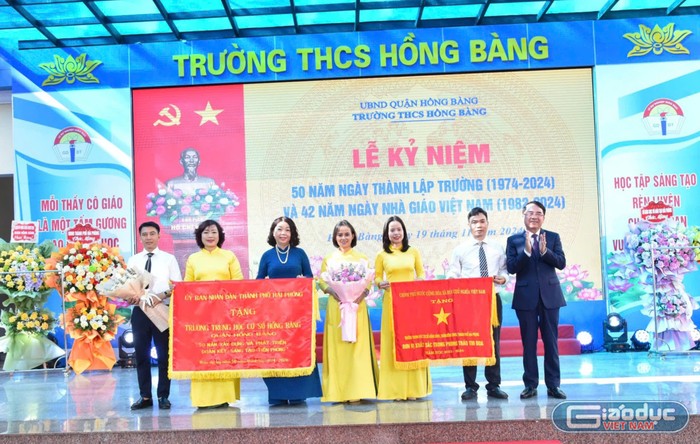 GDVN_thcs-hong-bang-don-co-3.jpg