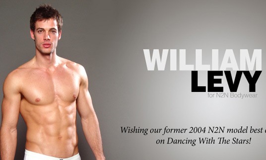 Nam diễn viên William Levy gốc Cuba - người mẫu quần lót nam nhãn hiệu N2N. Ảnh: rumorfix