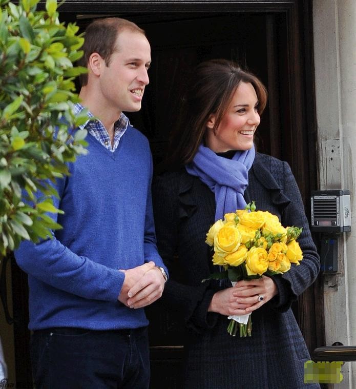 Nụ cười rạng rỡ của cặp đôi trẻ hoàng gia trong lần xuất hiện trước công chúng.