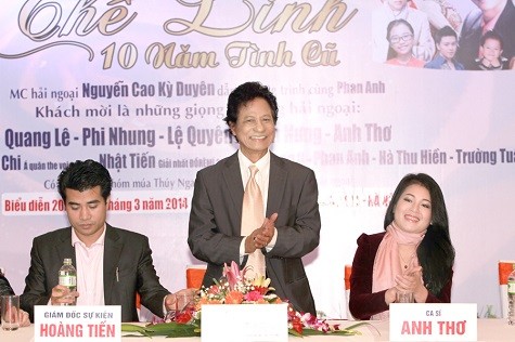 Trong show diễn lần này, Chế Linh mang tới cho khán giả những bản tình ca bất hủ đã gắn liền tên tuổi của ông bấy lâu nay như: 10 năm tình cũ, Áo em chưa mặc một lần, Tình bơ vơ... và nhiều ca khúc lần đầu tiên được trình diễn tại Thủ đô.