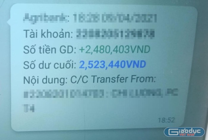 Sau 3 lần tăng lương, đến nay mức lương của chị L. là hơn 2 triệu đồng. Đây cũng là mức lương của những cựu giáo viên làm bảo vệ khác. (Ảnh: Nguyễn Nhất)