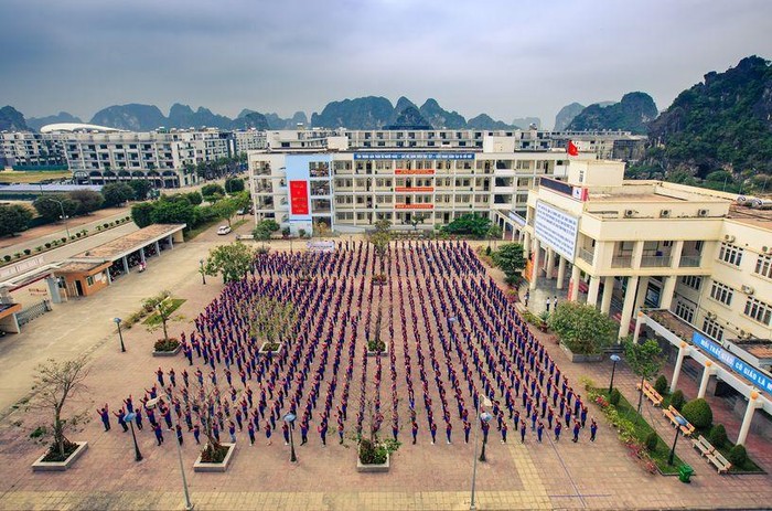 Trường Trung học phổ thông chuyên Hạ Long (Ảnh: website trường)