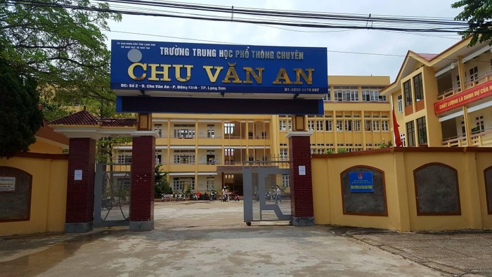 Trường trung học phổ thông chuyên Chu Văn An. (Ảnh: Dân Việt)