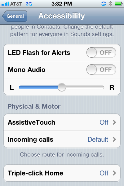 Bạn có thể chuyển đèn LED của iPhone thành đèn thông báo bằng cách vào Settings > General > Accessibility và kích hoạt chế độ LED Flash for Alerts.