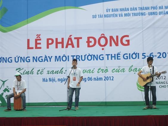 Ban nhạc đường phố Sign in