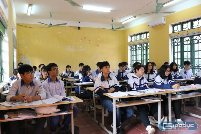 Để học sinh chọn môn học khiến nhiều giáo viên lo lắng về việc làm cũng như định hướng nghề nghiệp cho các em (Ảnh minh họa: Phạm Minh)