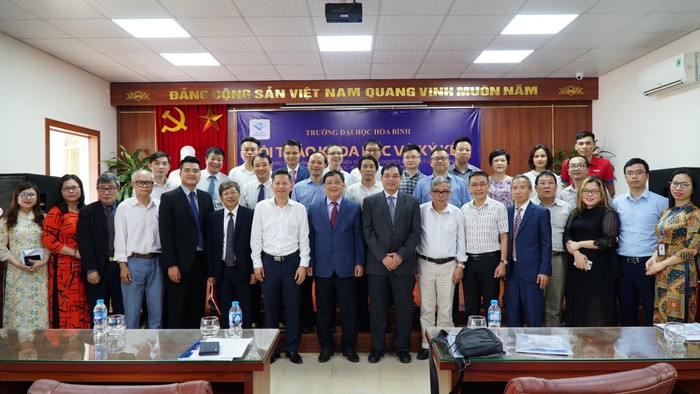 Trường đại học Hòa Bình đã đẩy mạnh mô hình đào tạo gắn với doanh nghiệp. (Ảnh: NTCC)