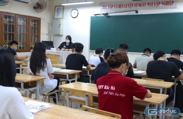 Sáng ngày 7/7, hơn 1 triệu thí sinh bước vào môn Ngữ văn - môn thi đầu tiên của Kỳ thi tốt nghiệp trung học phổ thông 2022. Ảnh minh họa: Phạm Minh