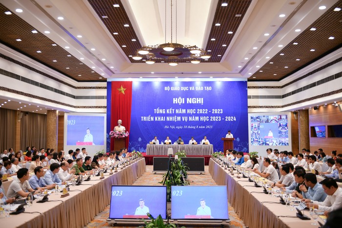 Hội nghị tổng kết năm học 2022 - 2023, triển khai nhiệm vụ năm học 2023 - 2024.