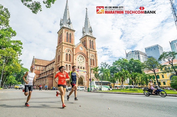 Giải chạy tạo sân chơi giao lưu văn hóa thể thao cho du khách trong nước và quốc tế.