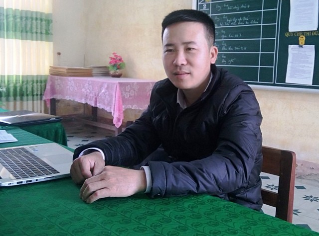 Thầy Hùng hiện là giáo viên Vật Lý và Tin Học tại Trường trung học cơ sở Cao Quảng, huyện Tuyên Hóa, Quảng Bình.